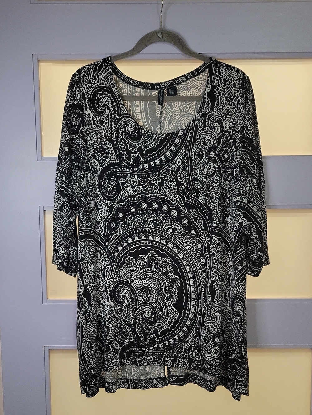 Cynthia Rowley Black & White Paisley Scoop Neck Tunic